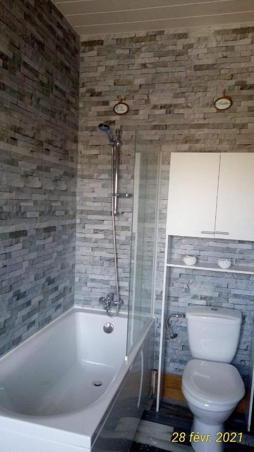Bed and Breakfast Montplaisir Montendre Екстер'єр фото