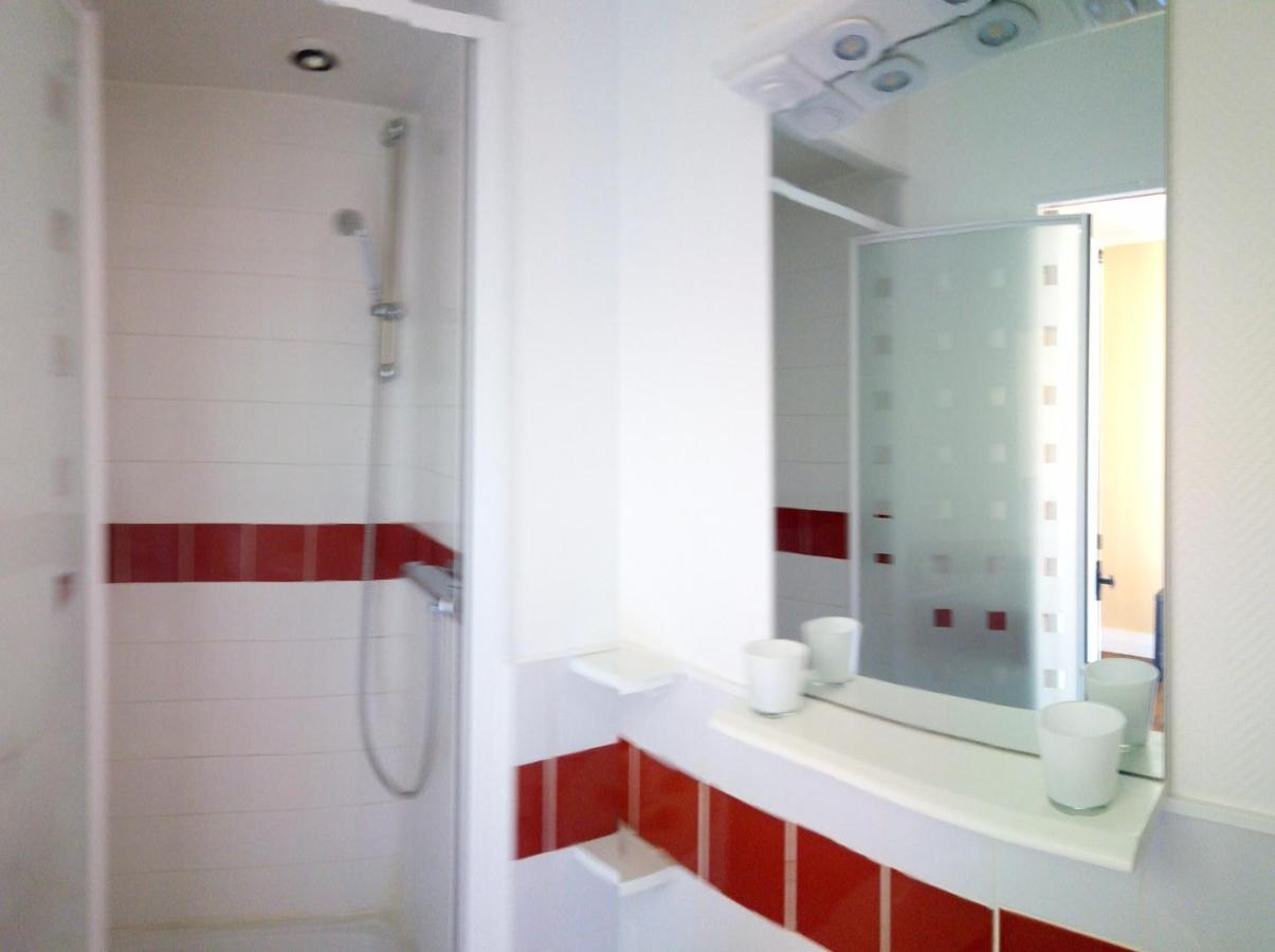Bed and Breakfast Montplaisir Montendre Екстер'єр фото